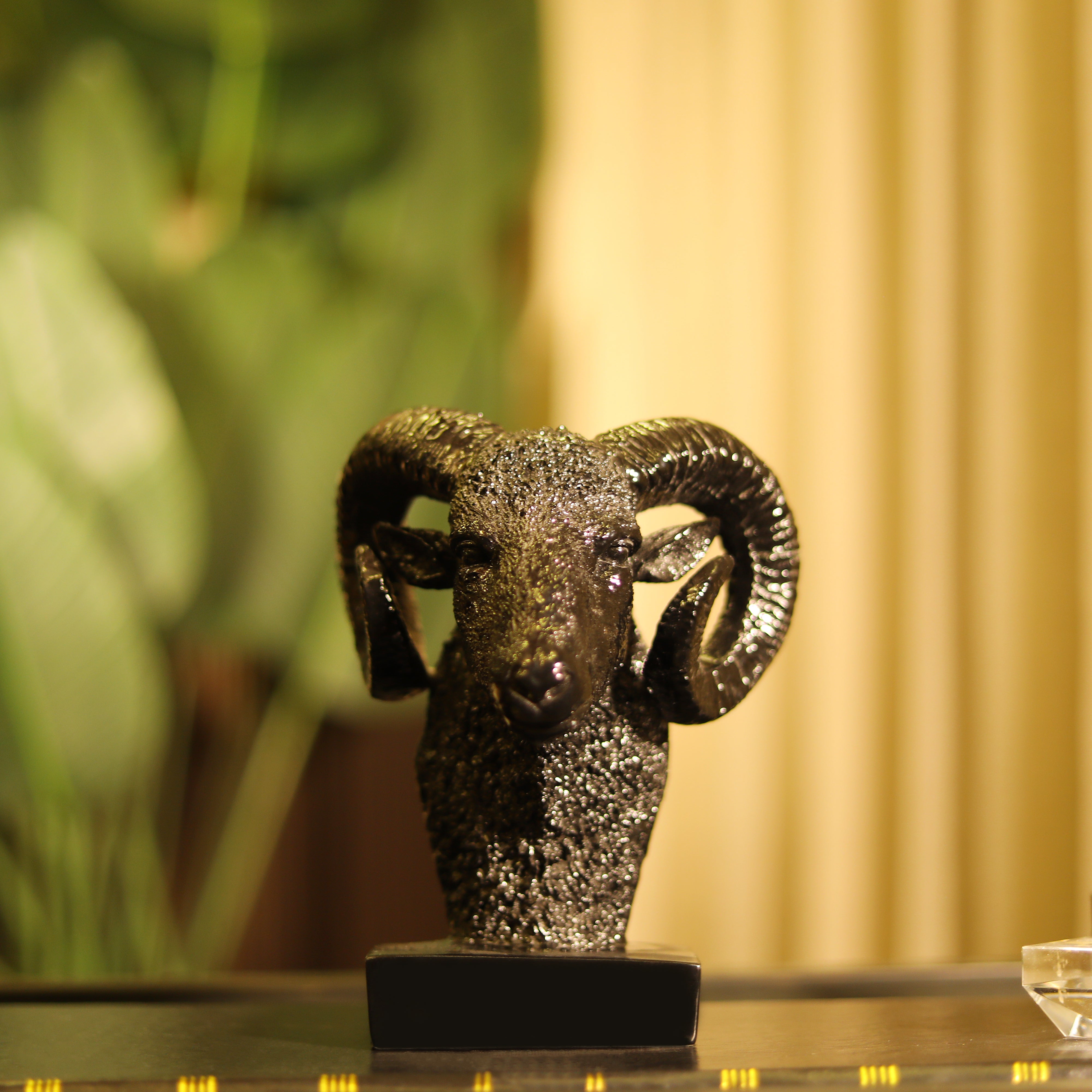 Icon Soot Ram head