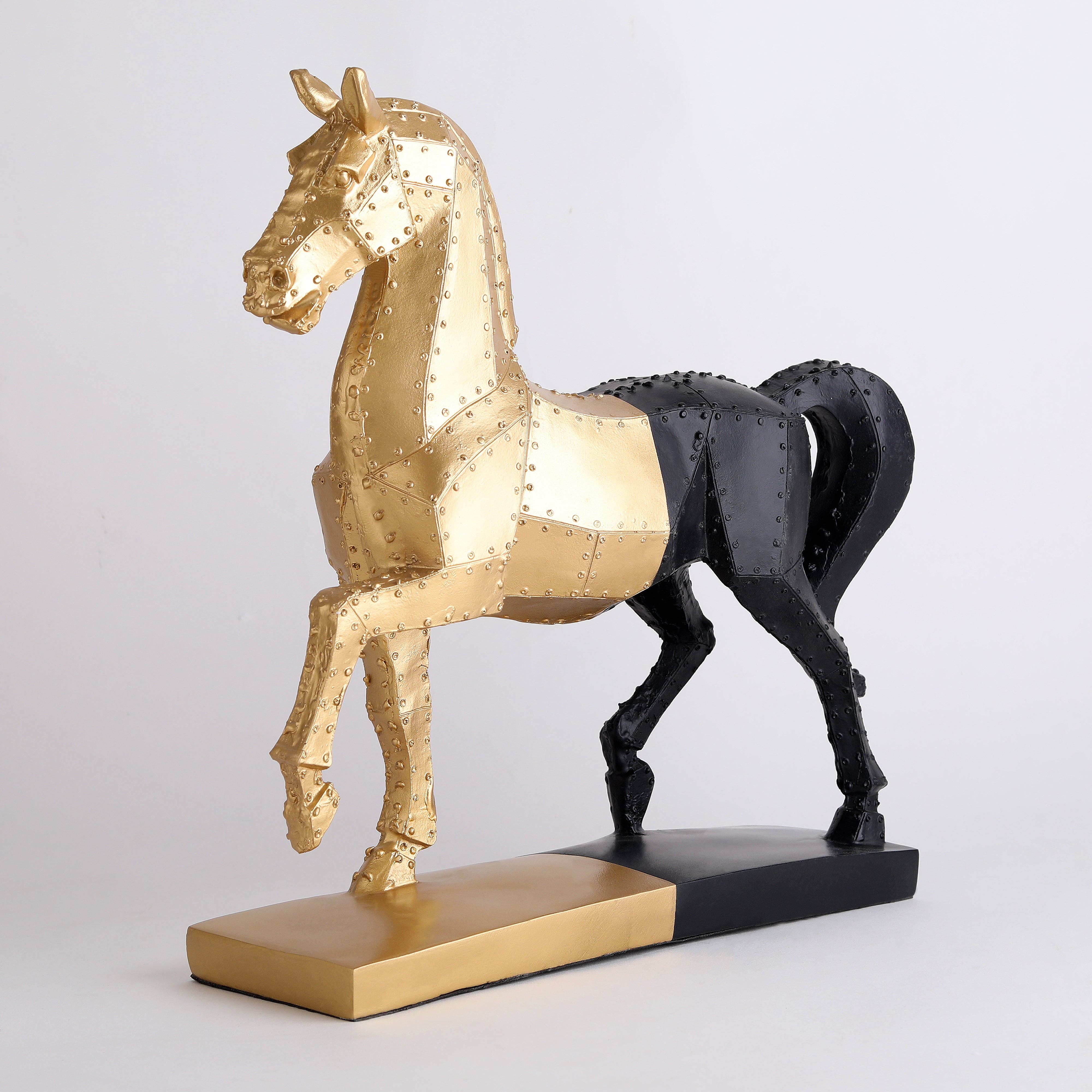 Icon Regal Stud