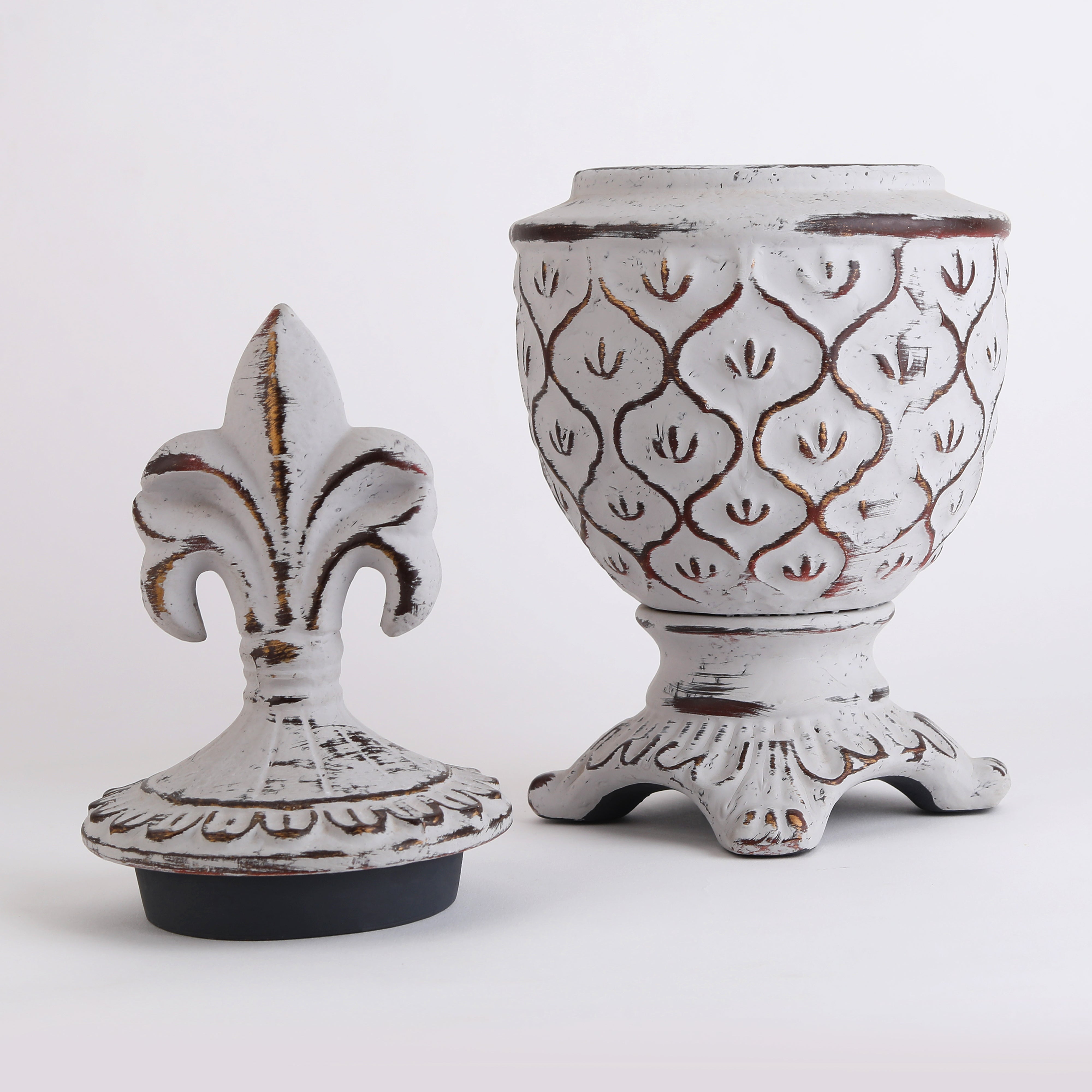 Crest Fleur-Di-Lis (Tall)