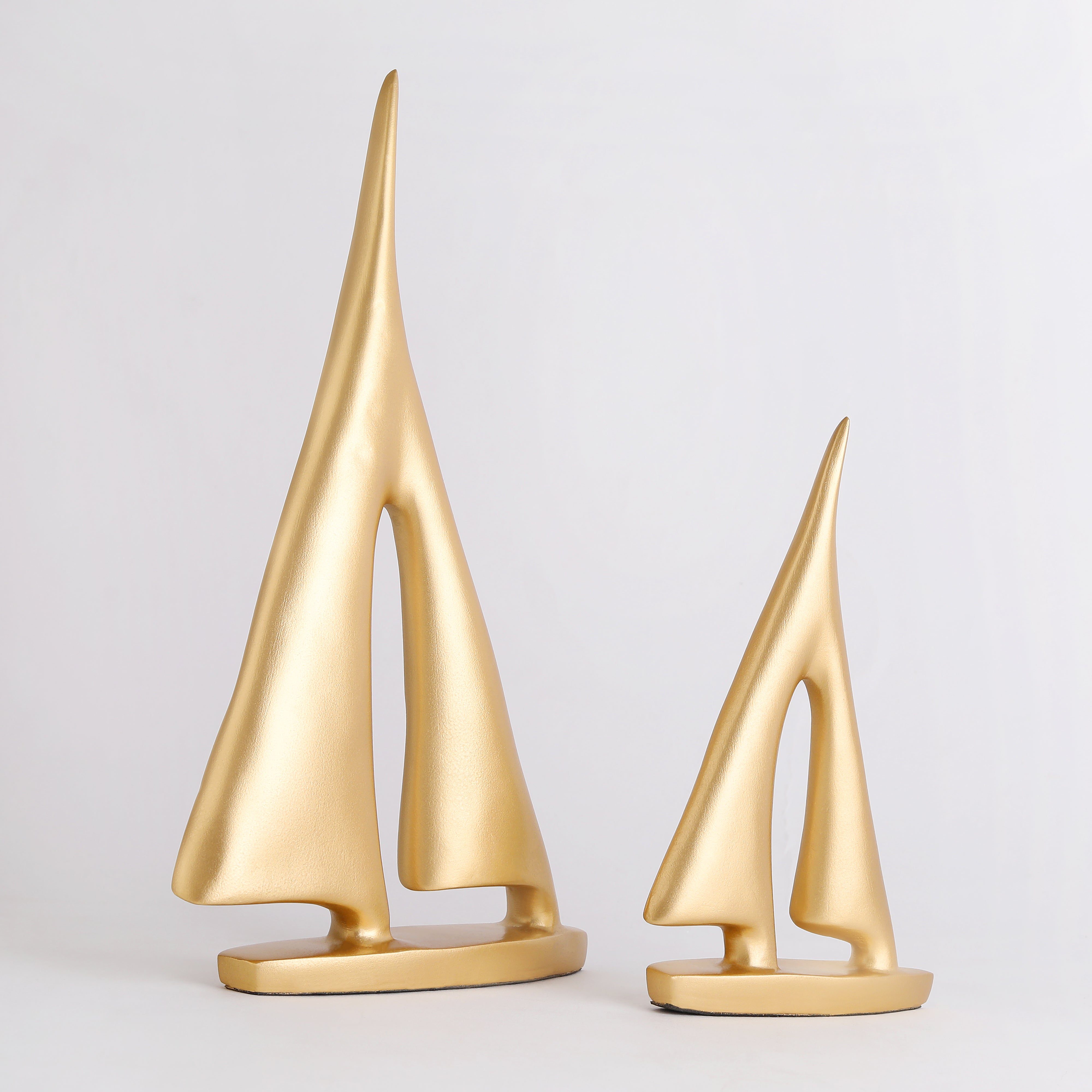 Icon Gold flair sailboat